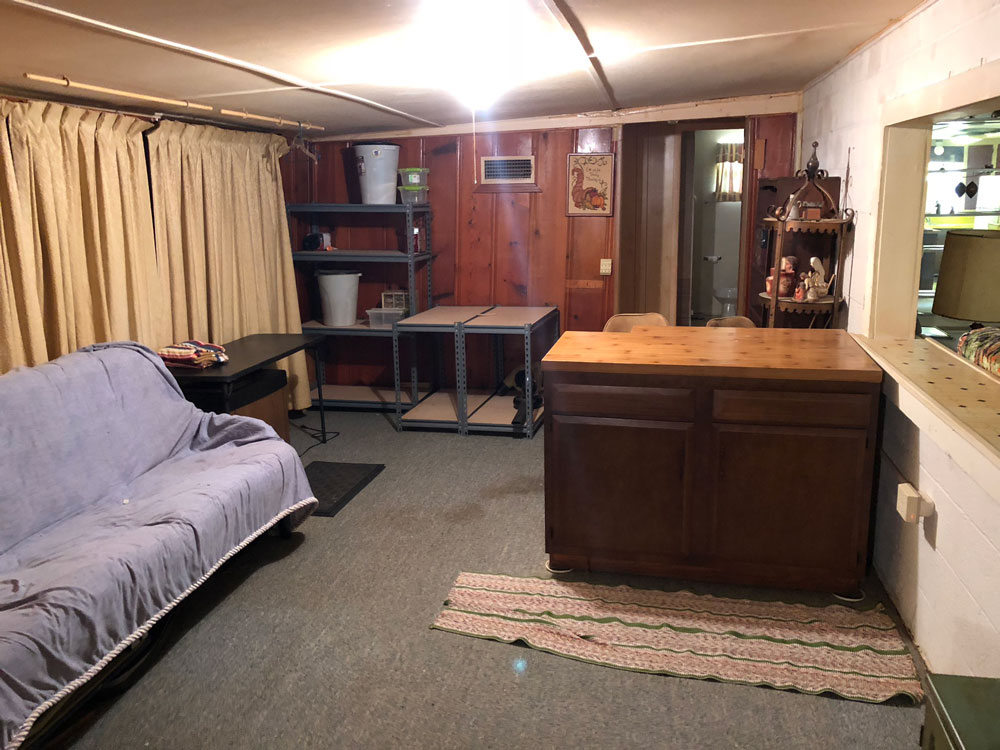 Living room before remodel