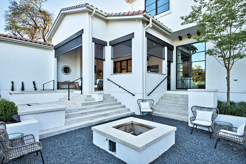 Side courtyard