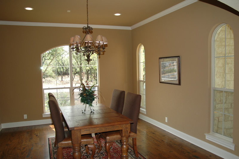 BH dining room crown molding